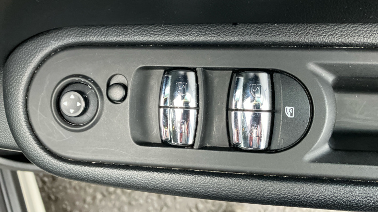 MINI Countryman 1.5 Cooper Classic 5dr Petrol Hatchback